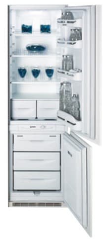 Indesit IN CB 310 AAI D — vue 1 sur 1